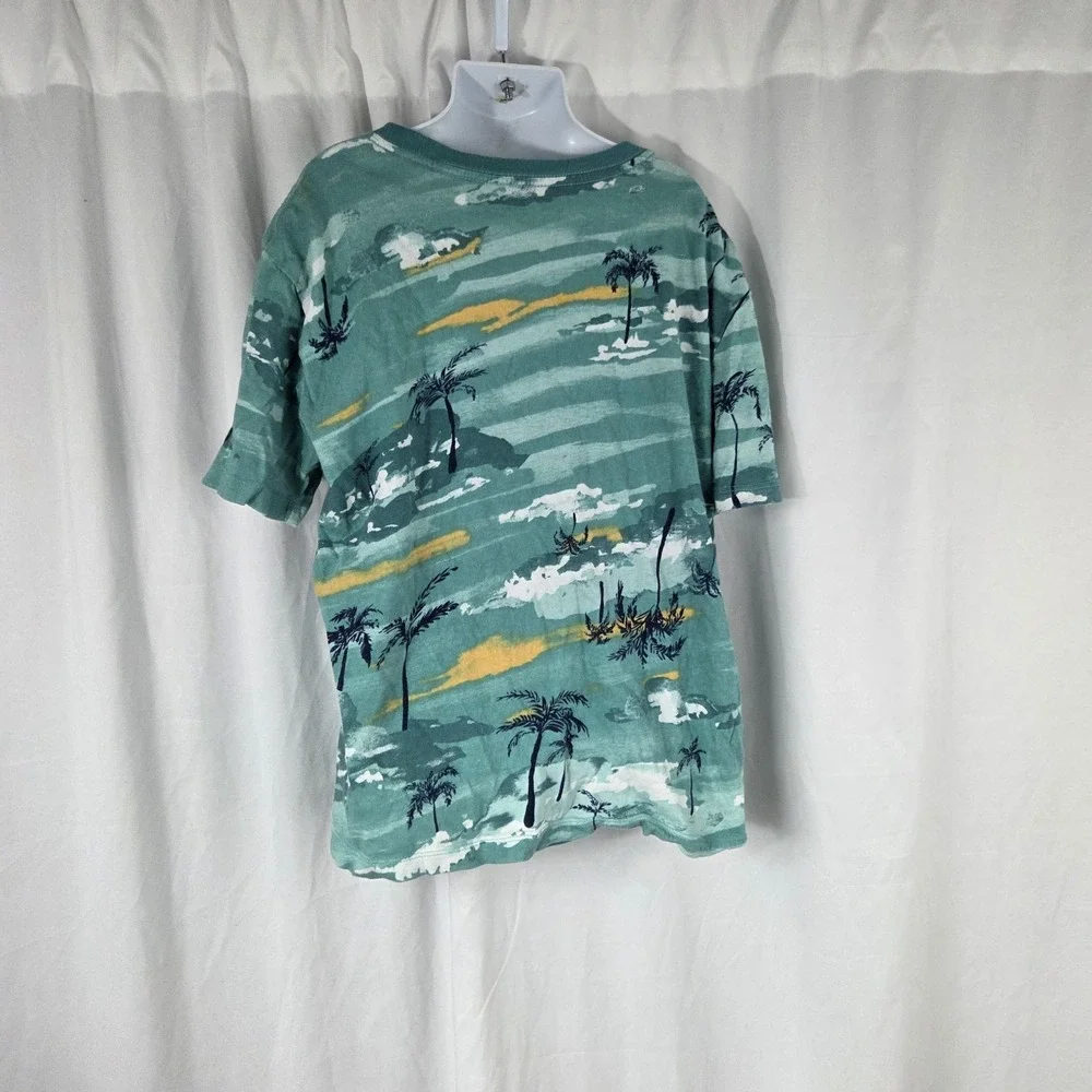 Old Navy Boys Size Large Short Sleeve Crew Neck Graphic T Shirt Multicolor